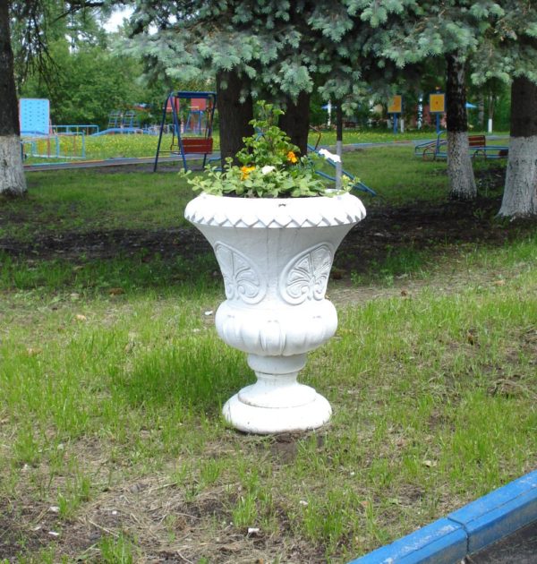 Вазон из бетона Колокольчик большой диаметр 55 см высота 72 см вес 120 кг - Изделия из бетона высокого качества! kolpaktega.ru — изображение 2